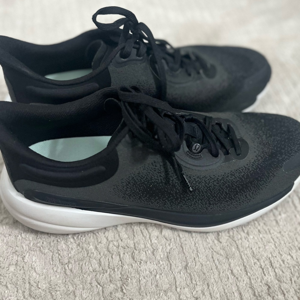 Lululemon Chargefeel 2 Low Workout Sneaker